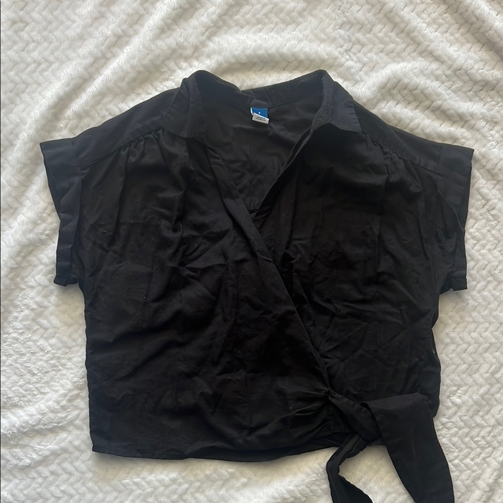Old Navy Black Crop Button Down Shirt